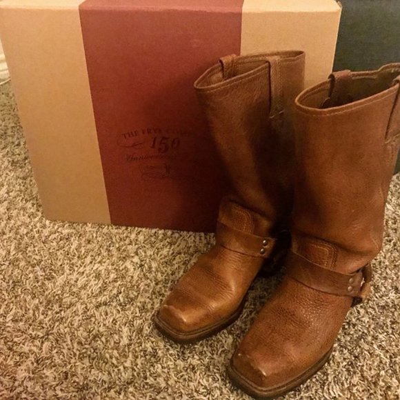 Frye Boots - Phillip 6.5 - Picture 2 of 2